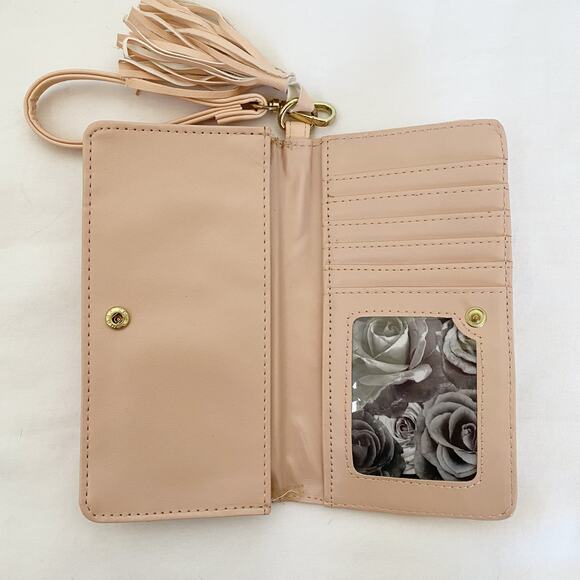 NEW Adrienne Vittadini Pink Faux Leather Wristlet - Picture 4 of 7